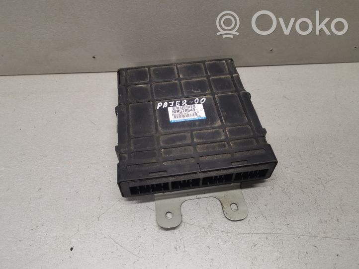 Mitsubishi Pajero Sport I Calculateur moteur ECU MR578649