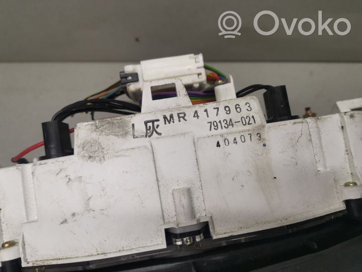 Mitsubishi Pajero Tachimetro (quadro strumenti) MR417963