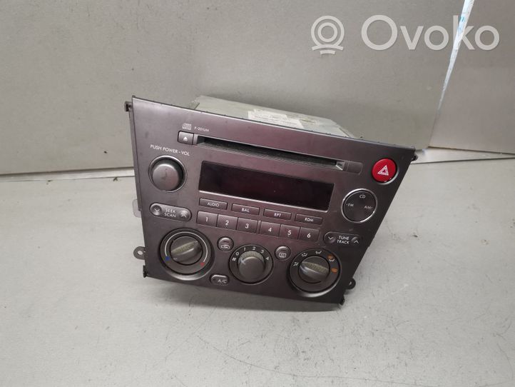 Subaru Legacy Radio/CD/DVD/GPS-pääyksikkö 72311AG04A