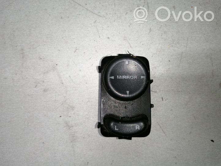 Chrysler 300M Wing mirror switch 0TA55DX9AA