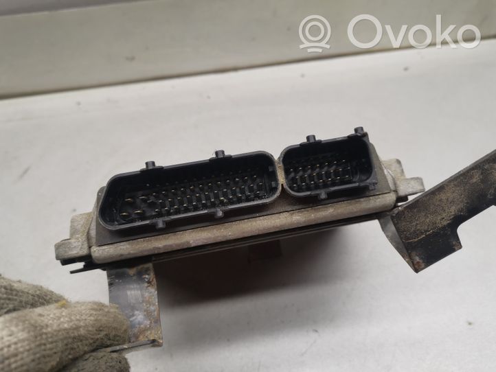 Volkswagen Golf IV Dzinēja vadības bloks 036906014AB