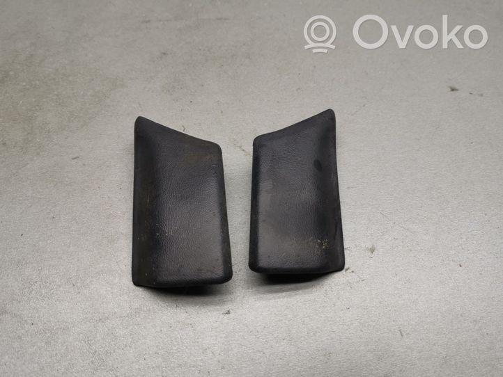 Volkswagen Golf III Moulure, baguette/bande protectrice d'aile 1H0853517