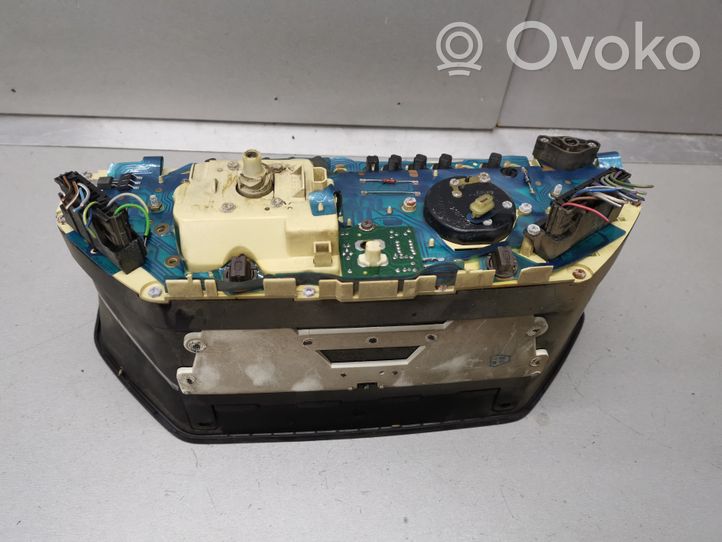 Audi 100 200 5000 C3 Compteur de vitesse tableau de bord 88311068