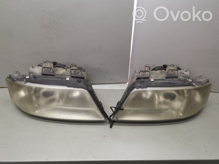 Audi A6 S6 C5 4B Lot de 2 lampes frontales / phare 