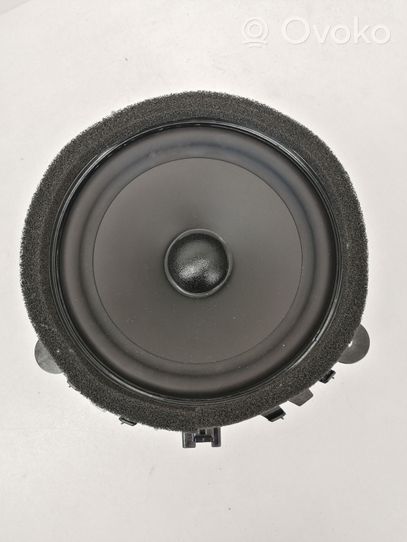 Volvo XC60 Rear door speaker 8676891