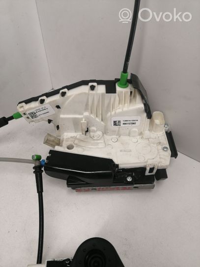 Tesla Model X Cerradura de puerta delantera 112616300A