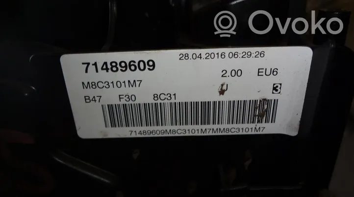 BMW 4 F32 F33 Moteur 71489609