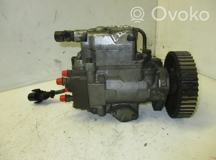 Audi A4 S4 B5 8D Pompe d'injection de carburant à haute pression 0460404985