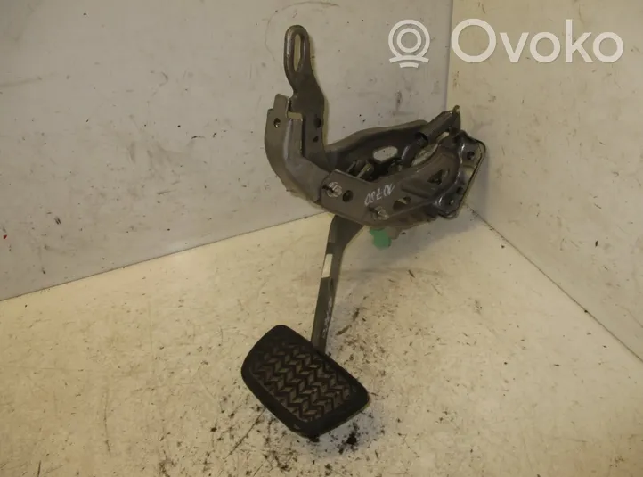 Toyota Land Cruiser (J150) Brake pedal 