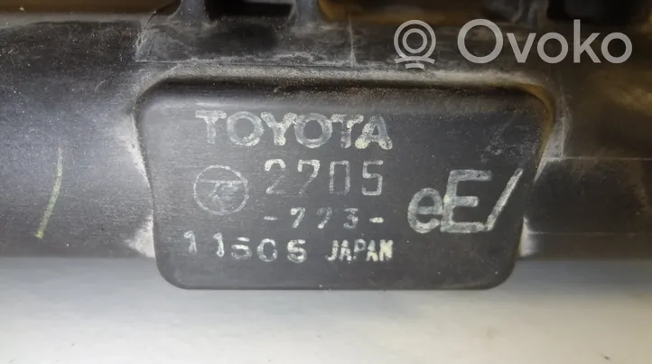 Toyota Avensis Verso Radiateur de refroidissement 