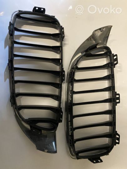 BMW 4 F32 F33 Grille calandre supérieure de pare-chocs avant 