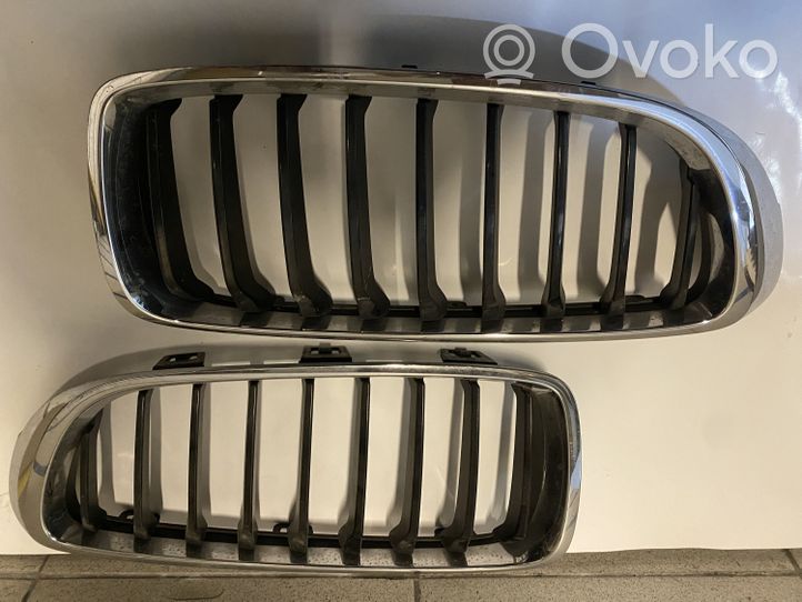 BMW 4 F32 F33 Grille calandre supérieure de pare-chocs avant 