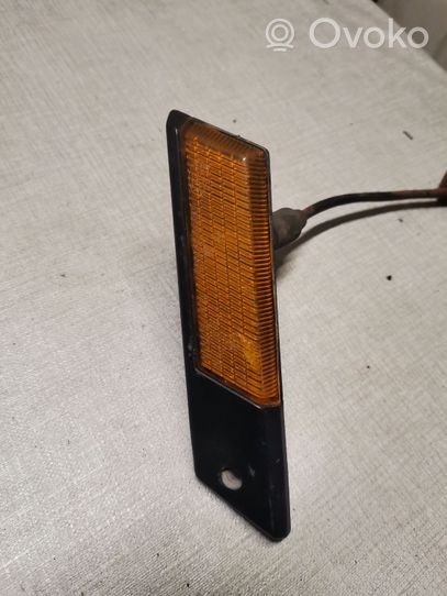 BMW 3 E30 Front fender indicator light 63131367806