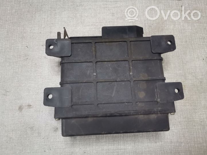 Saab 9000 CC Sterownik / Moduł ECU 0227400104