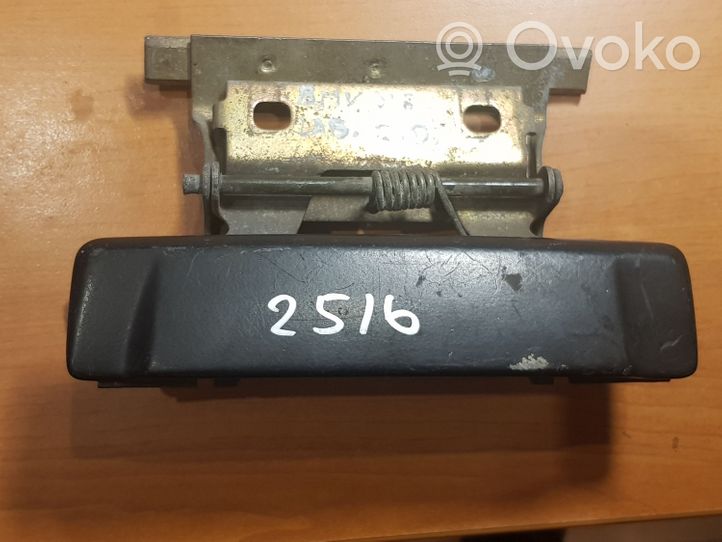 BMW 3 E30 Maniglia esterna per portiera anteriore 