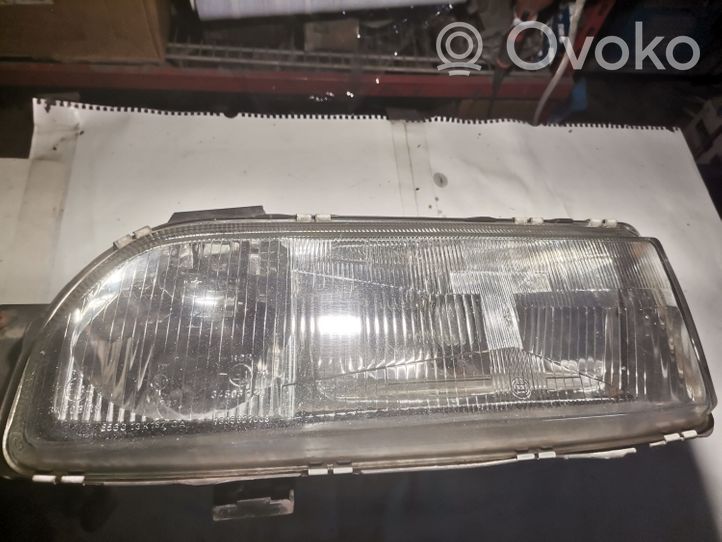 Ford Scorpio Lampa przednia 1305235100