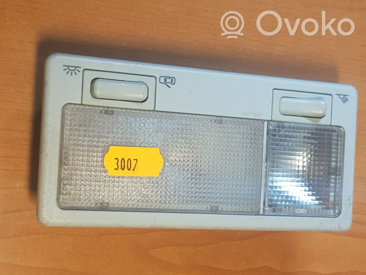 Volkswagen Golf III Illuminazione sedili anteriori 357947111C