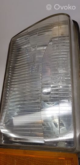 Audi 100 200 5000 C2 Lampa przednia 002117853