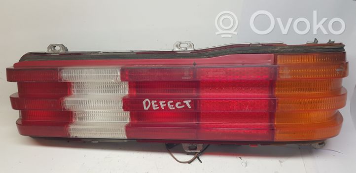 Mercedes-Benz 200 300 W123 Lampa tylna 53240R3