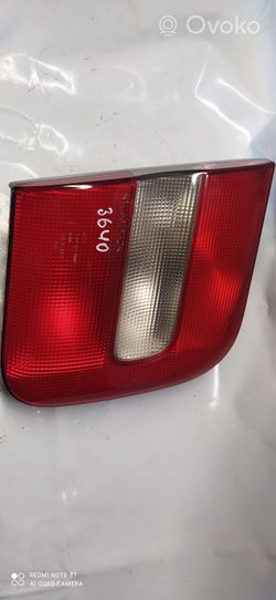 Volvo S70  V70  V70 XC Feux arrière / postérieurs 9157008