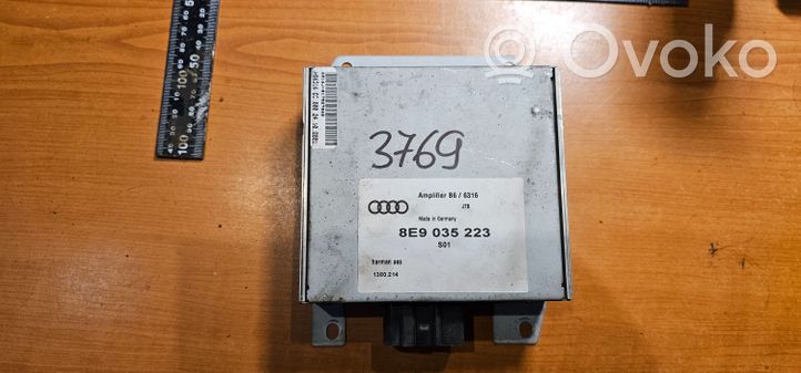 Audi A4 S4 B5 8D Звукоусилитель 8E9035223