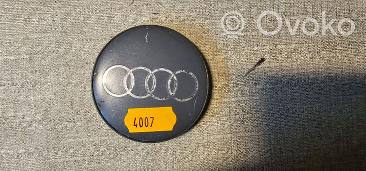 Audi A4 S4 B7 8E 8H Borchia ruota originale 10ZCAP001