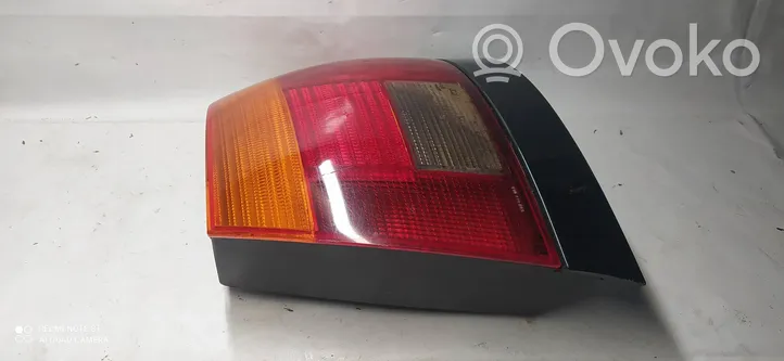 Audi A4 S4 B5 8D Lampa tylna 8D0945096