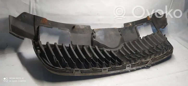 Skoda Roomster (5J) Grille de calandre avant 5J0853668A