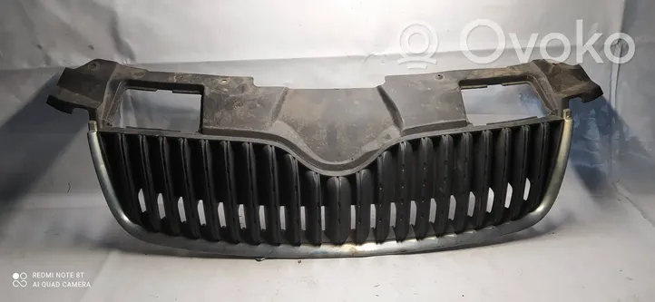 Skoda Roomster (5J) Grille de calandre avant 5J0853668A