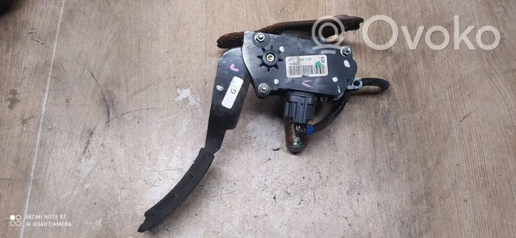 Nissan Murano Z50 Accelerator throttle pedal 18002CA100