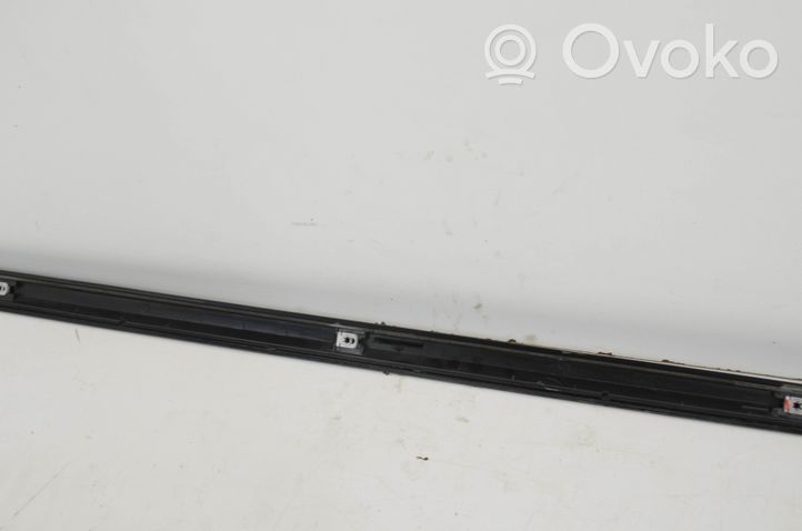 Audi A4 S4 B9 Sill 8W0853931