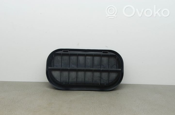 Audi A5 Ventilācijas režģis 6R0819465A