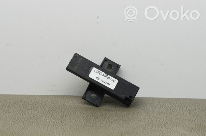 Audi Q5 SQ5 Antena wewnętrzna 80A907247