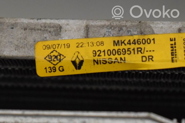 Nissan Qashqai Radiatore di raffreddamento 921006951R