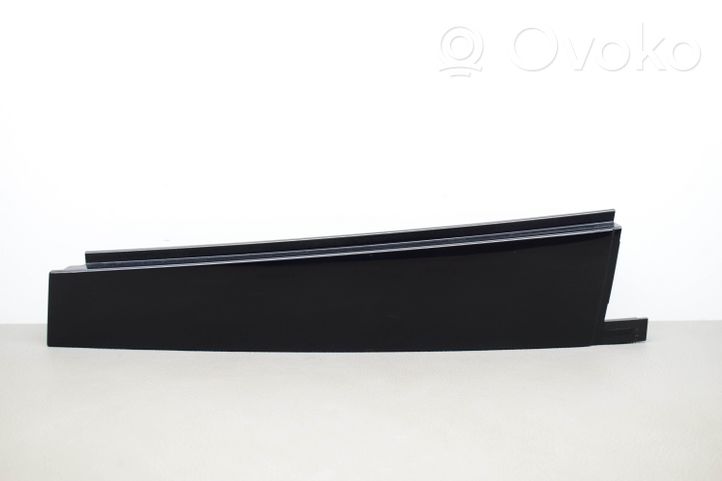 Volkswagen Touareg II Rivestimento modanatura del vetro della portiera posteriore 7P6839902