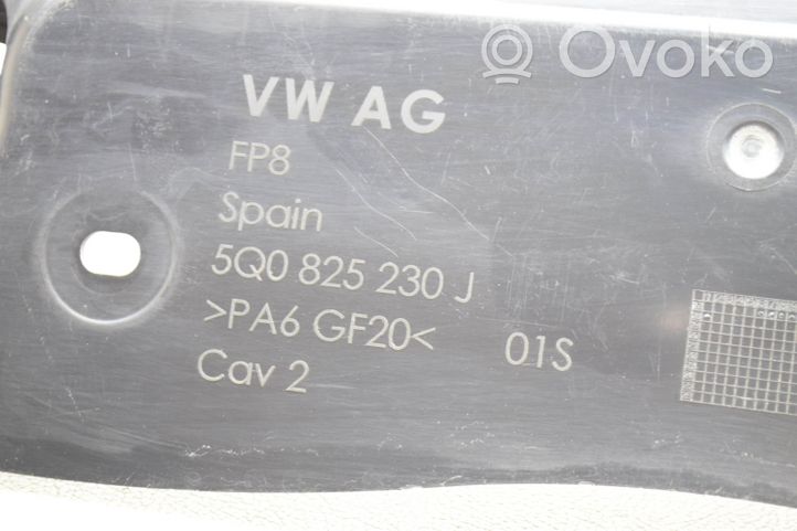 Audi A3 S3 8V Plaque de protection de réservoir de carburant 5Q0825230J