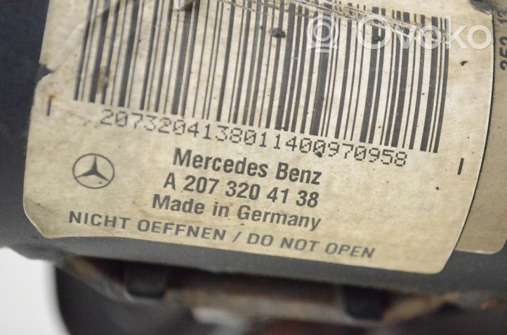Mercedes-Benz E A207 Zawieszenie przednie / Komplet A2073204138