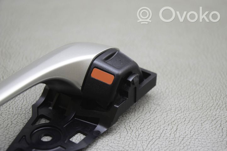 Toyota Prius (XW30) Front door interior handle 