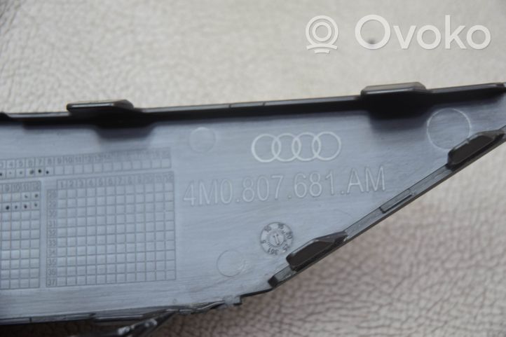 Audi Q7 4M Kratka dolna zderzaka przedniego 4M0807681AM