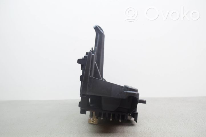 Mercedes-Benz GLC X253 C253 Relay mounting block A2535404501