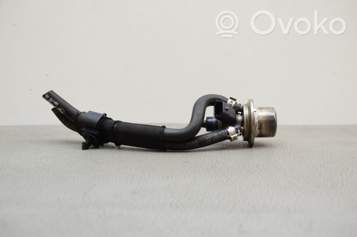 BMW X5 F15 Fuel pressure sensor 8514448