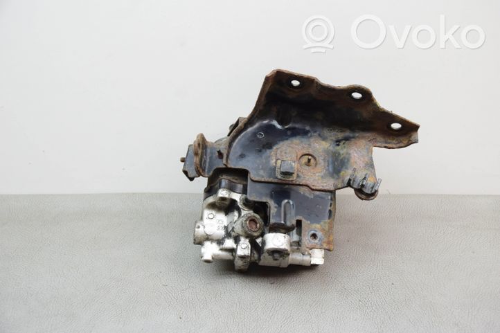 Toyota Prius (XW30) ABS-pumppu 4707047050