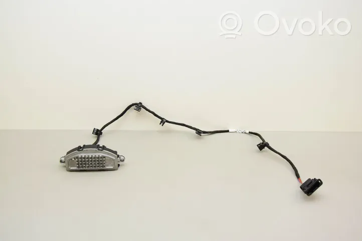 Audi Q7 4M Pečiuko ventiliatoriaus reostatas (reustatas) 4M0820521