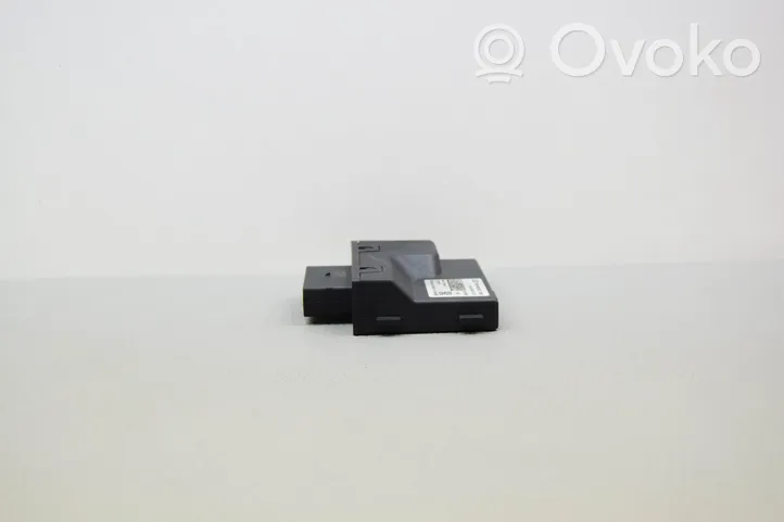 Audi A4 S4 B9 Centralina/modulo pompa dell’impianto di iniezione 8W0906093C