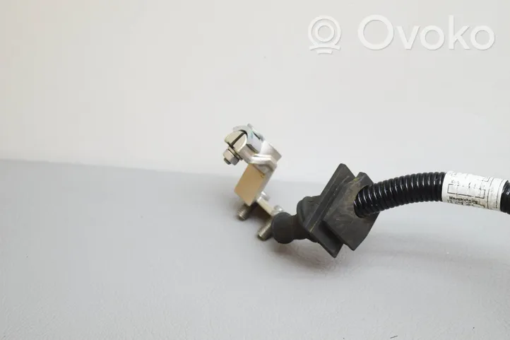 BMW X1 F48 F49 Cable positivo (batería) 8677250