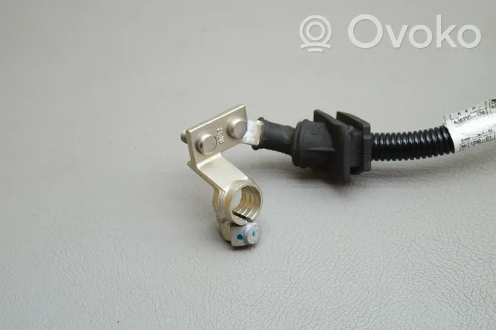 BMW X1 F48 F49 Cable positivo (batería) 8677250