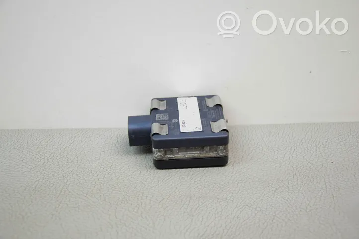 Volkswagen Touran III Capteur radar de distance 5QA907561B