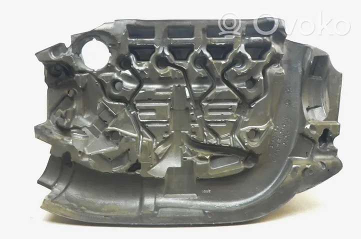 Volvo V60 Engine cover (trim) 31437196