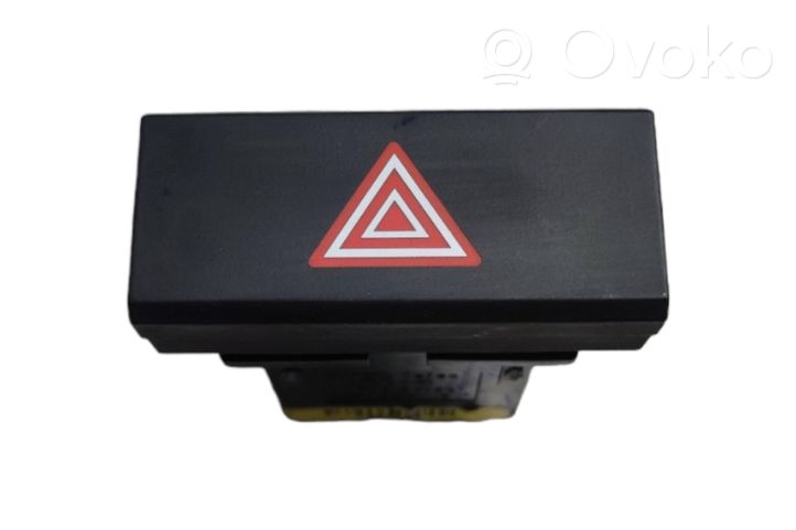 Hyundai i10 Botón interruptor de luz de peligro 299130180