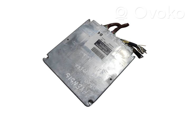 Toyota Avensis T250 Calculateur moteur ECU 8966105840